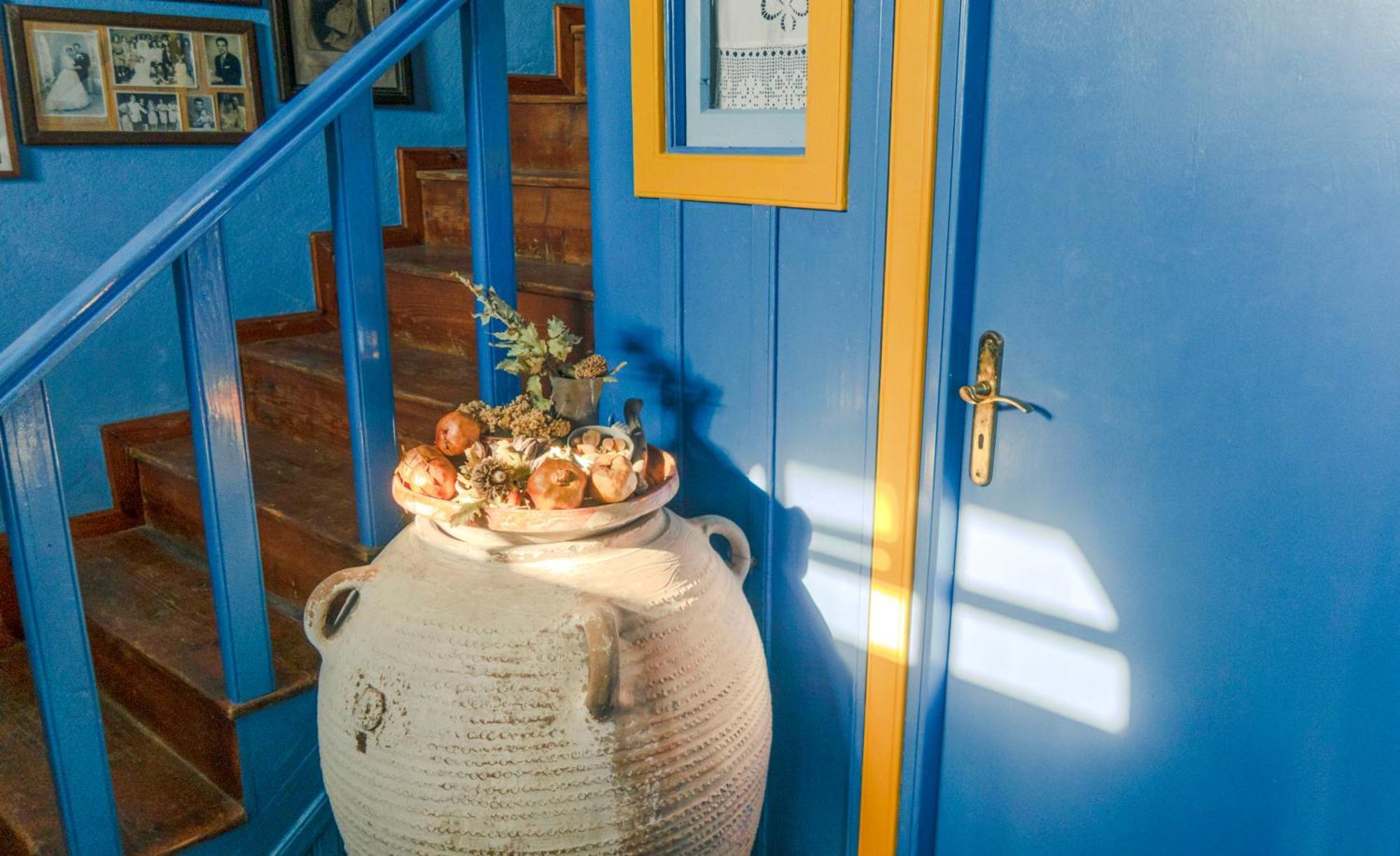 Villa Daphne Nikiá Екстериор снимка